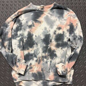 Women's crewneck sweatshirt! Size small. Lauriebelles purchase! Good condition!